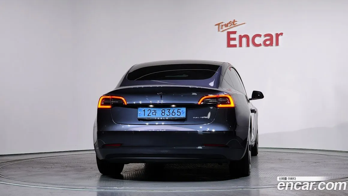 Tesla Model 3 2022 из KR, фото 2