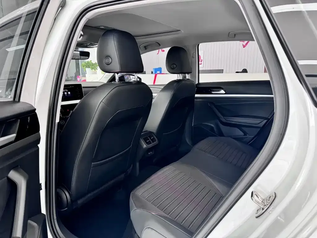 Volkswagen Lavida 2022 из CN, фото 7