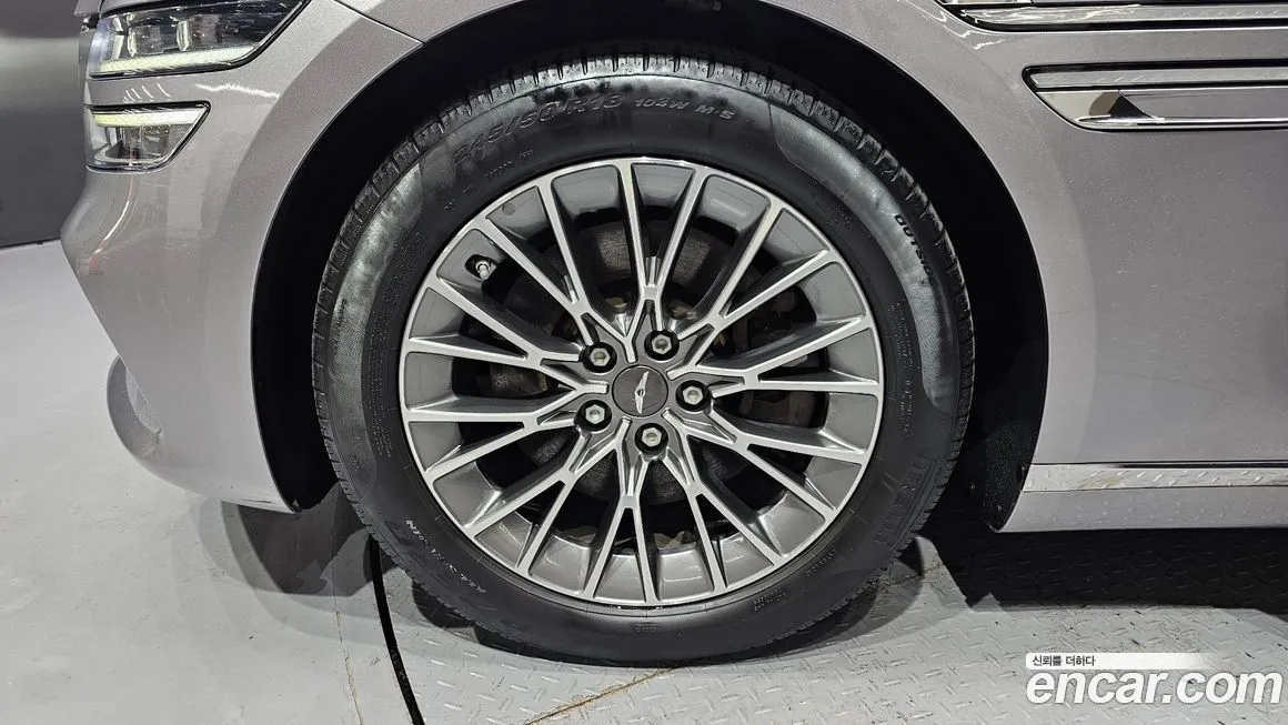 Genesis G80 — фото 10