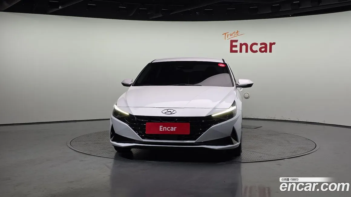 Hyundai AVANTE — фото 2