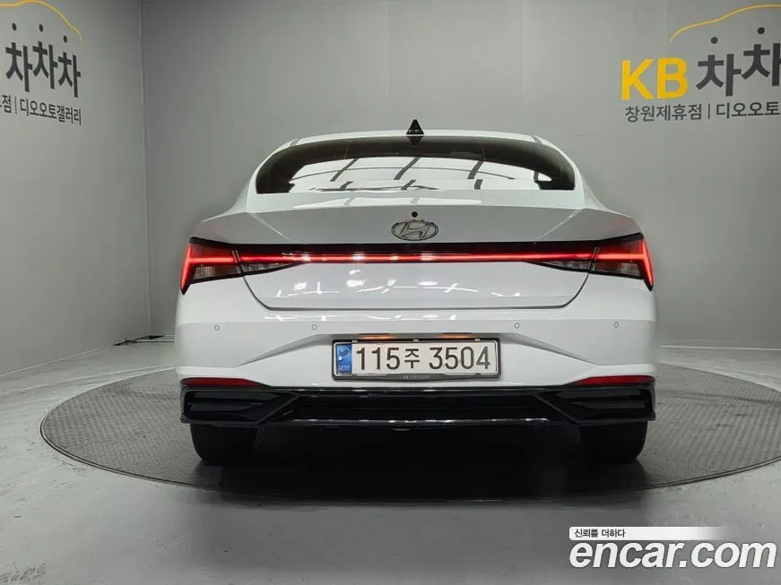Hyundai AVANTE — фото 9