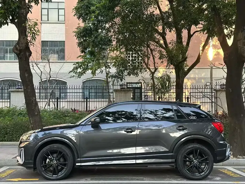 Audi Q2L 2022 из CN, фото 5