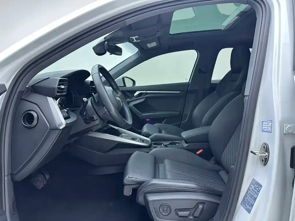 Audi A3 2022 из CN, фото 7