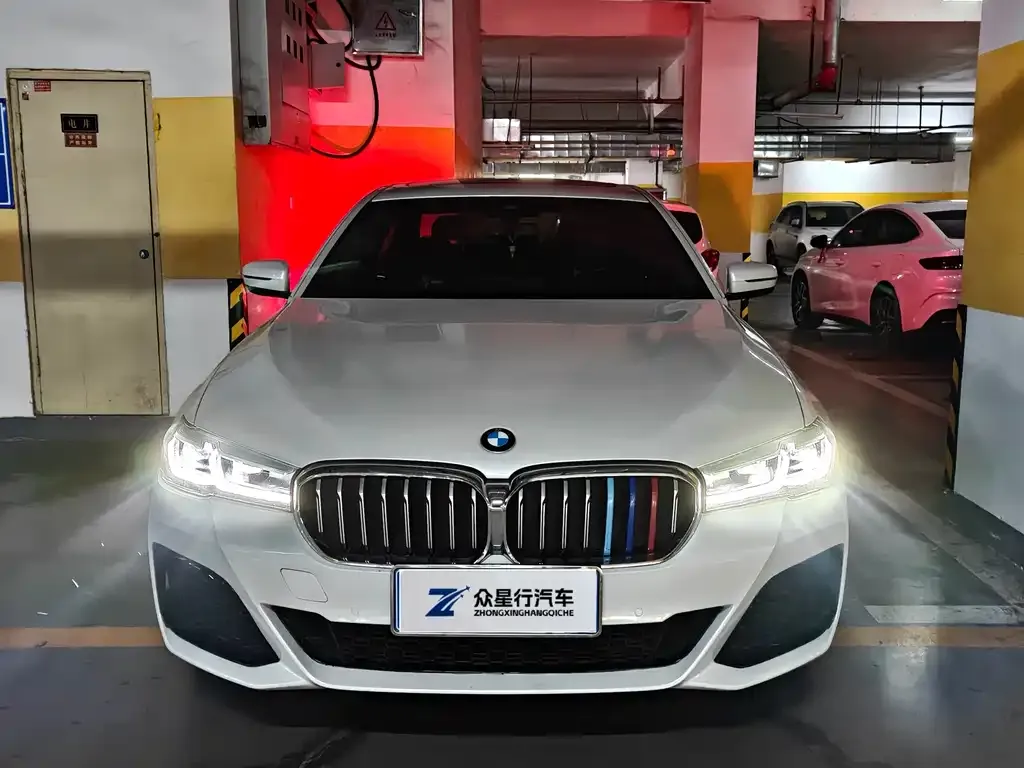 BMW 5 Series 2023 из CN, фото 2