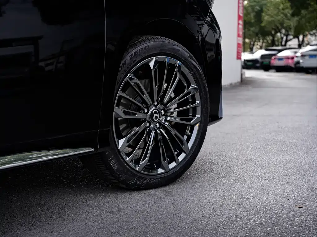 Lexus LM 2023 из CN, фото 7