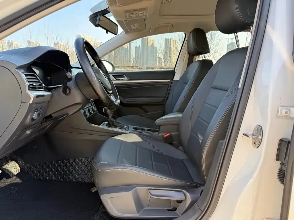 Volkswagen Lavida 2022 из CN, фото 4