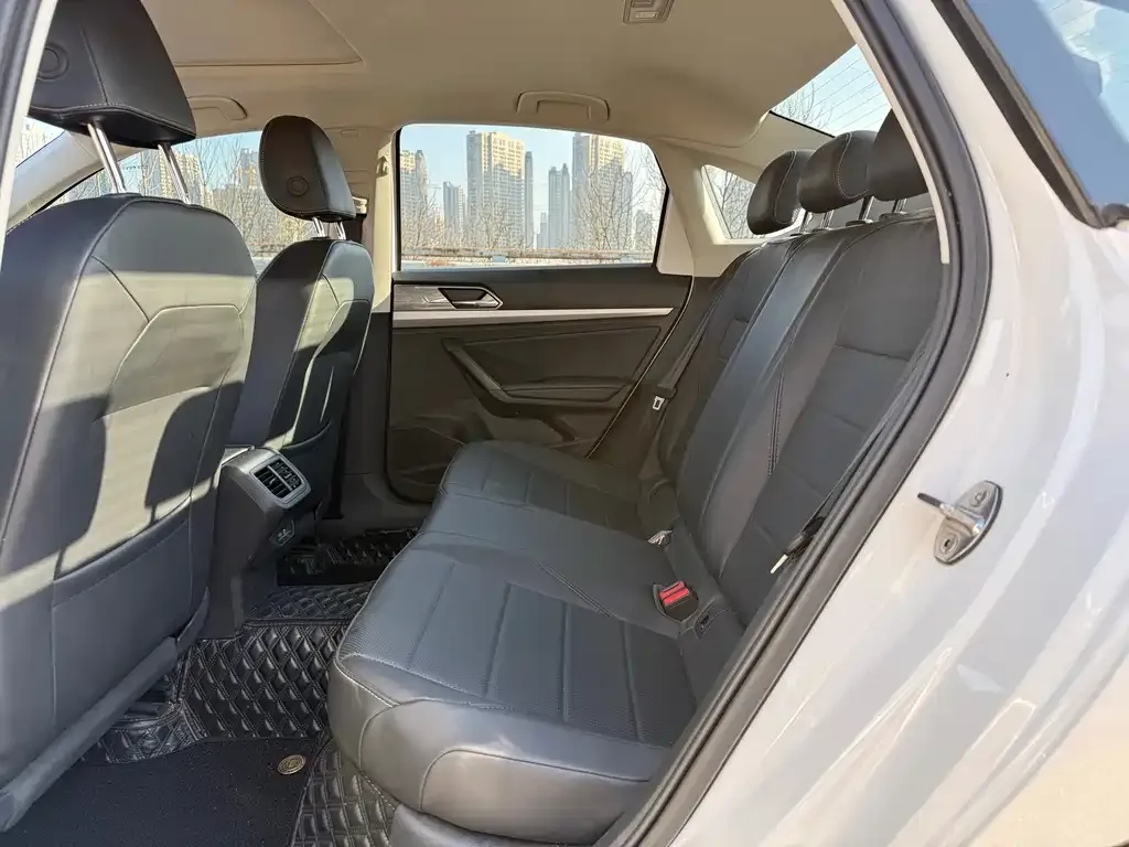 Volkswagen Lavida 2022 из CN, фото 5