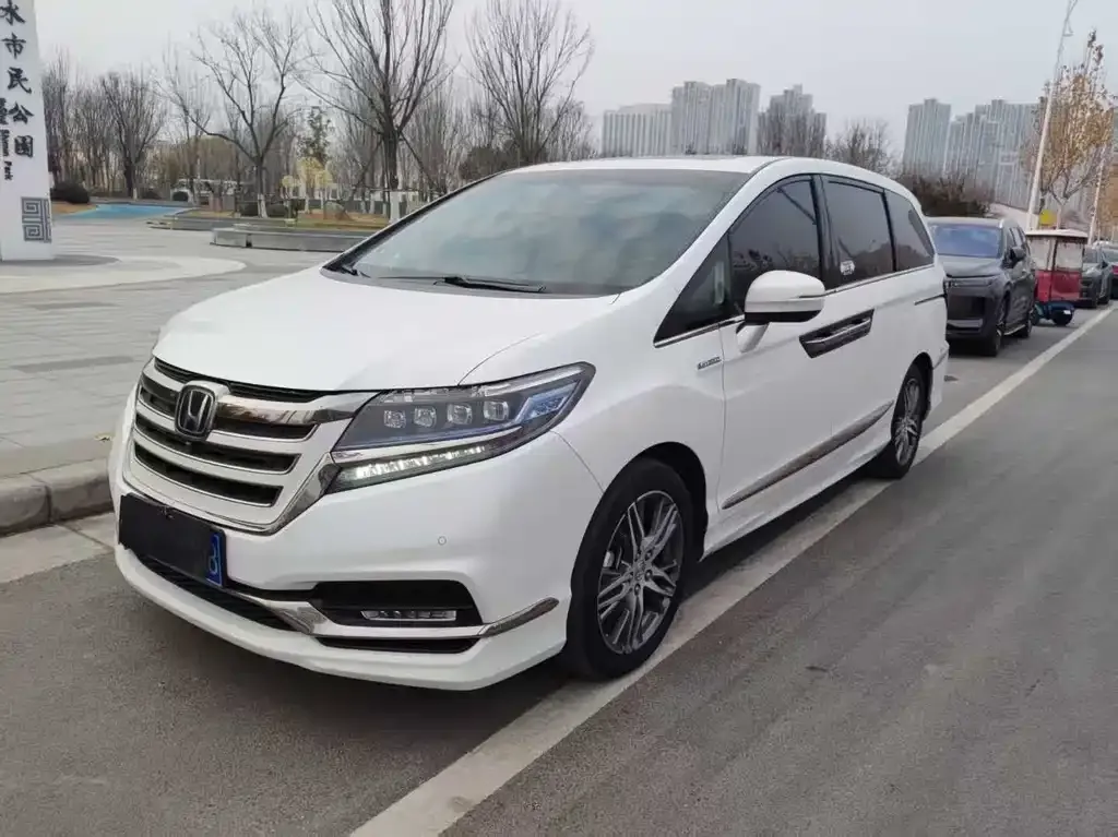 Honda Elysion 2021 из CN, фото 1