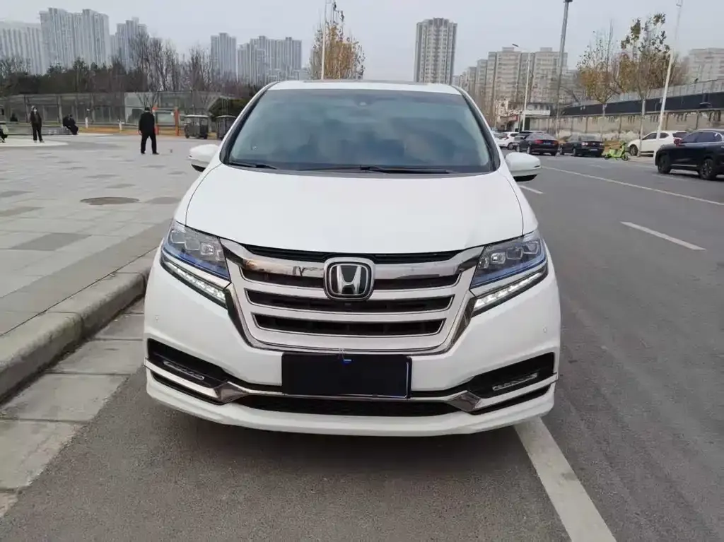 Honda Elysion 2021 из CN, фото 5