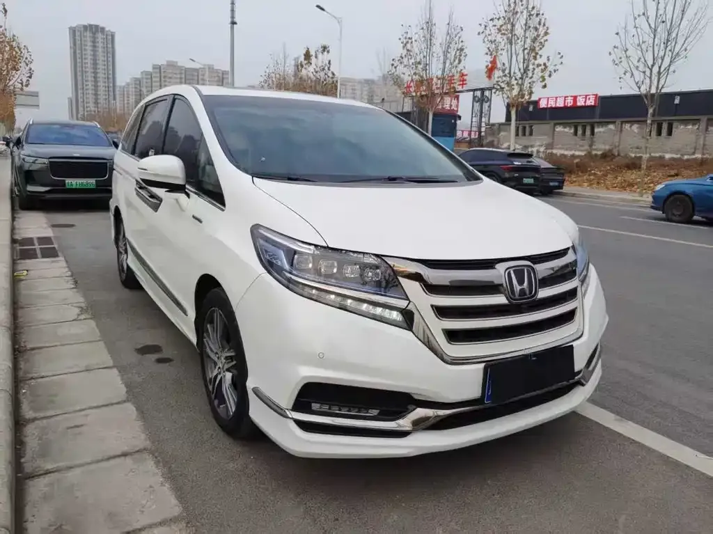 Honda Elysion 2021 из CN, фото 7