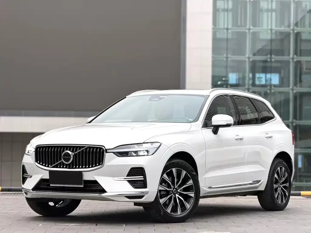 Volvo XC60 2024 из CN, фото 1