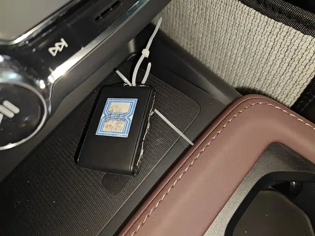 Volvo S90 — фото 10