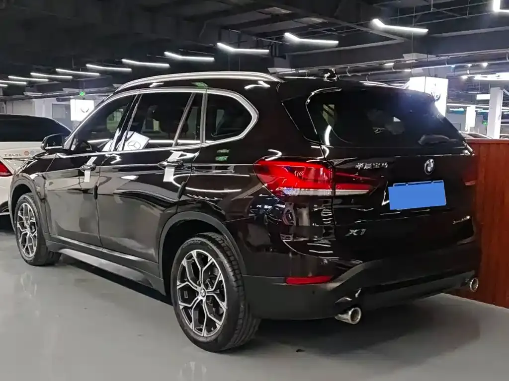 BMW X1 — фото 4