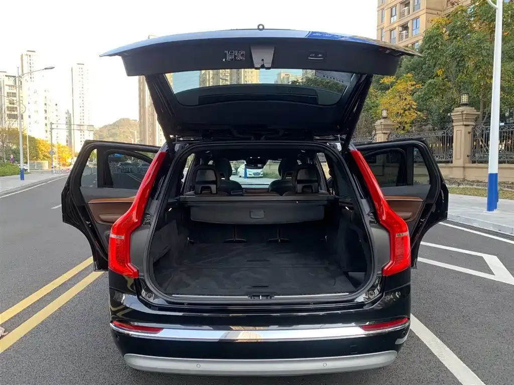 Volvo XC90 2022 из CN, фото 6