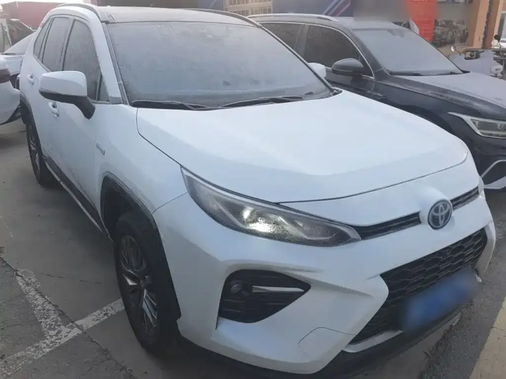 Toyota Wildlander 2023 из CN, фото 7