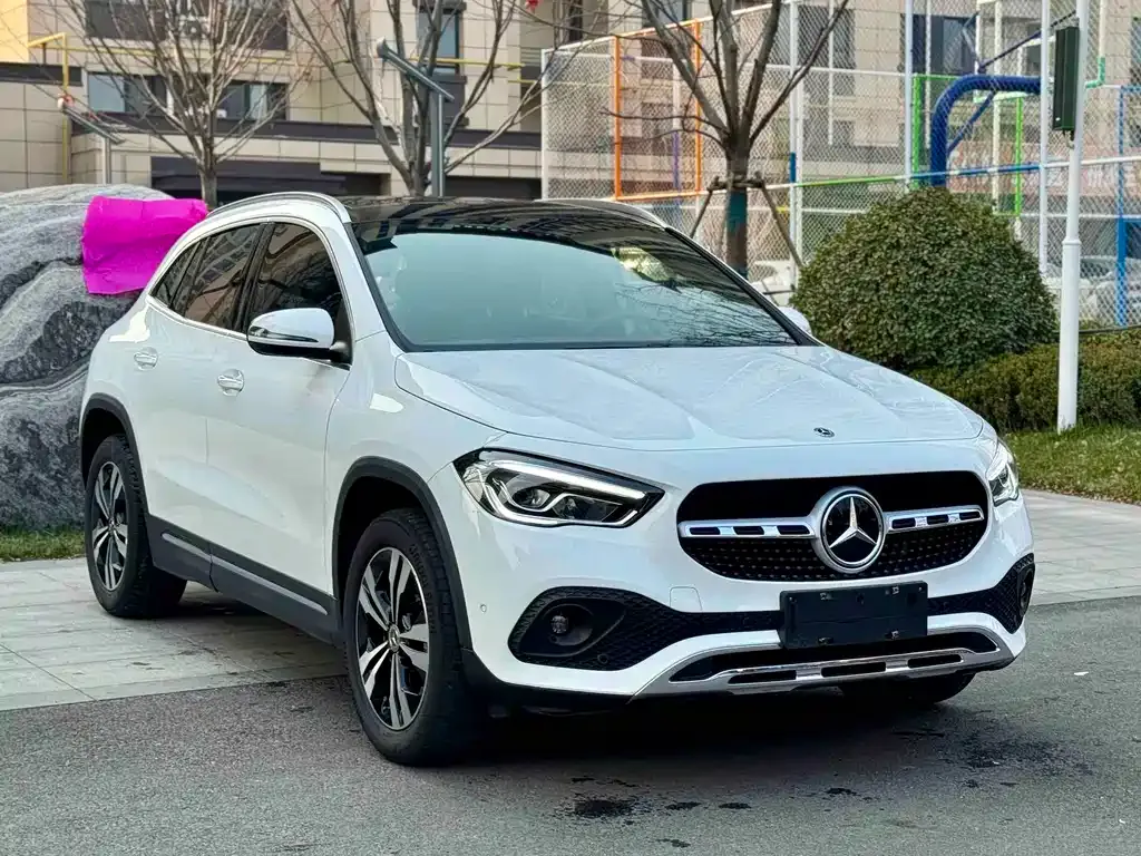 Mercedes-Benz GLA — фото 3