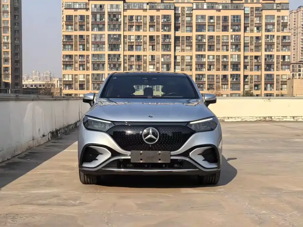 Mercedes-Benz EQE SUV 2023 из CN, фото 6