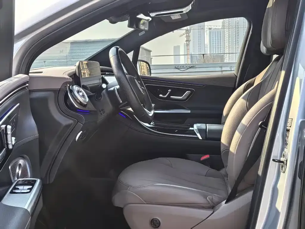 Mercedes-Benz EQE SUV 2023 из CN, фото 2