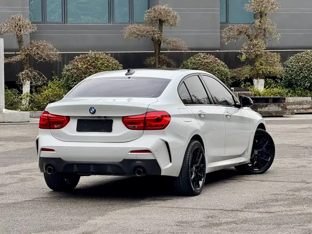 BMW 1 Series 2021 из CN, фото 5