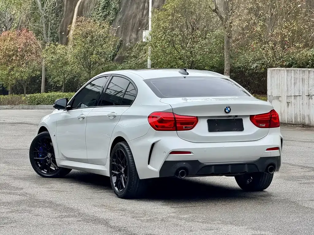 BMW 1 Series 2021 из CN, фото 7