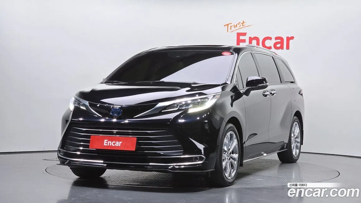 Toyota Sienna 2022 из KR, фото 1