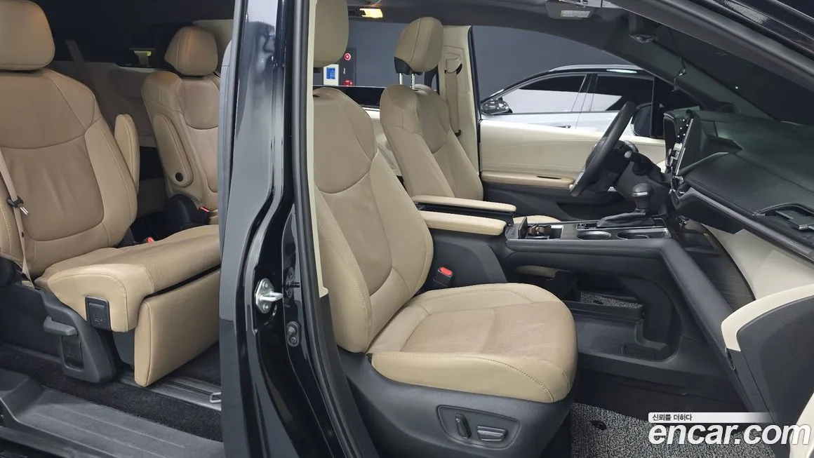 Toyota Sienna 2022 из KR, фото 7