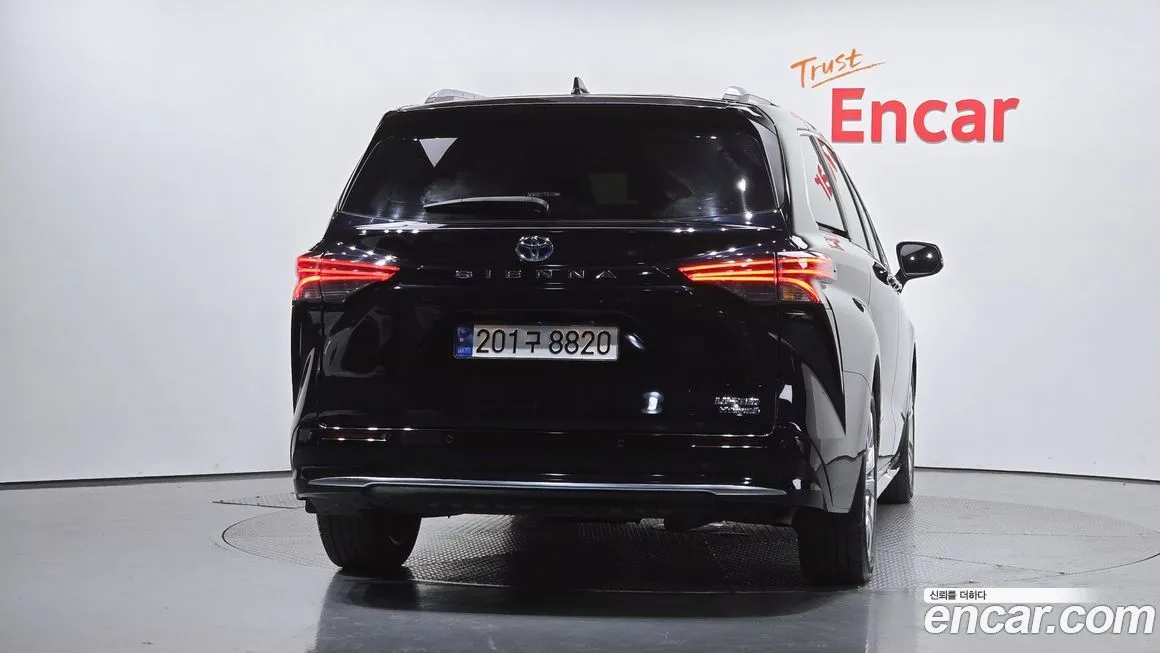 Toyota Sienna 2022 из KR, фото 3