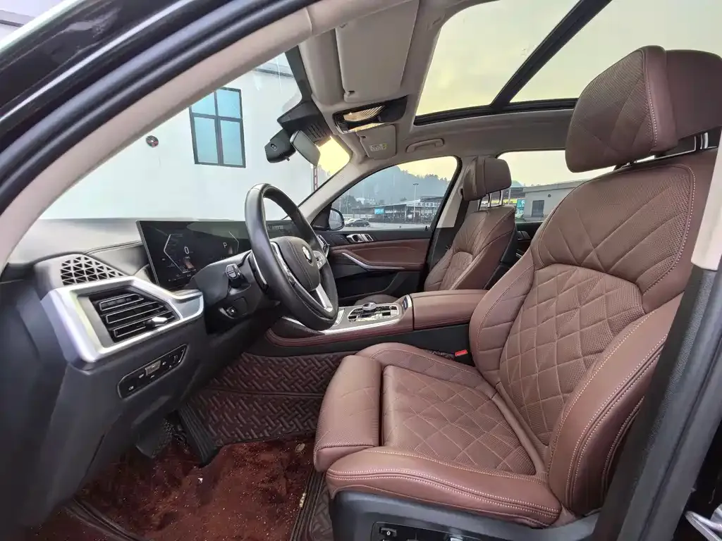 BMW X7 2023 из CN, фото 2