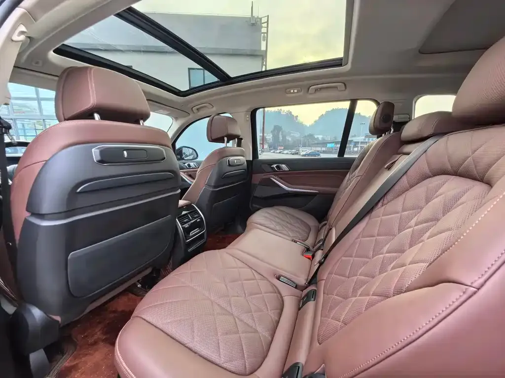 BMW X7 2023 из CN, фото 9