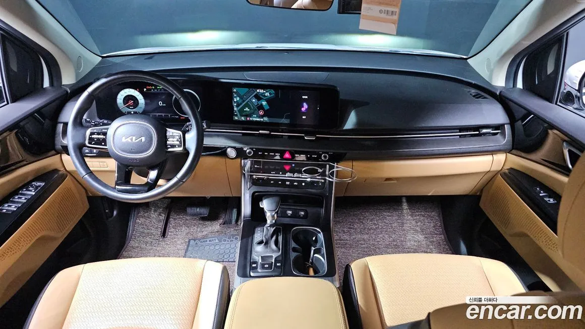 Kia Carnival — фото 10