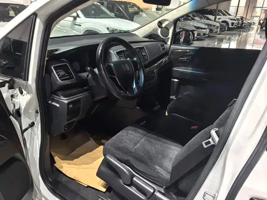 Honda Odyssey 2021 из CN, фото 2