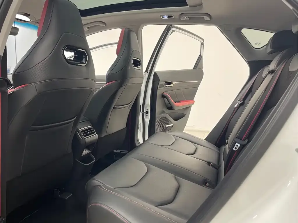 Geely Emgrand S 2021 из CN, фото 9