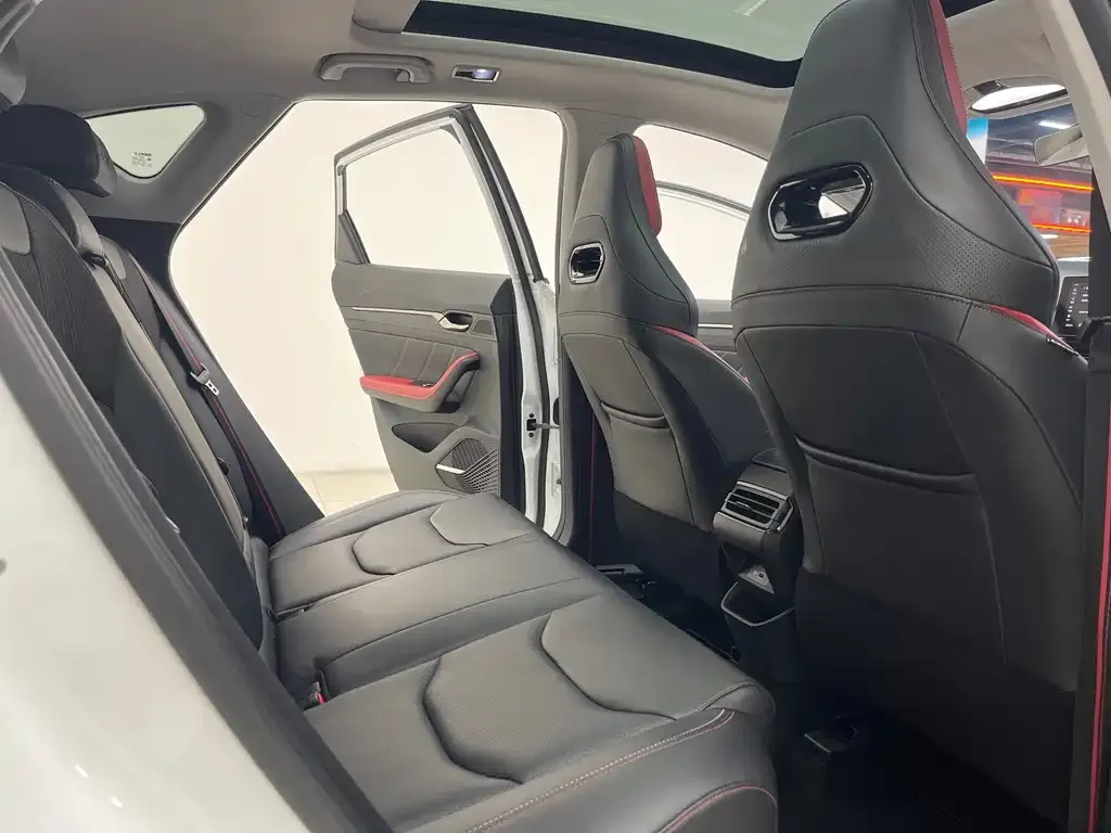 Geely Emgrand S 2021 из CN, фото 10