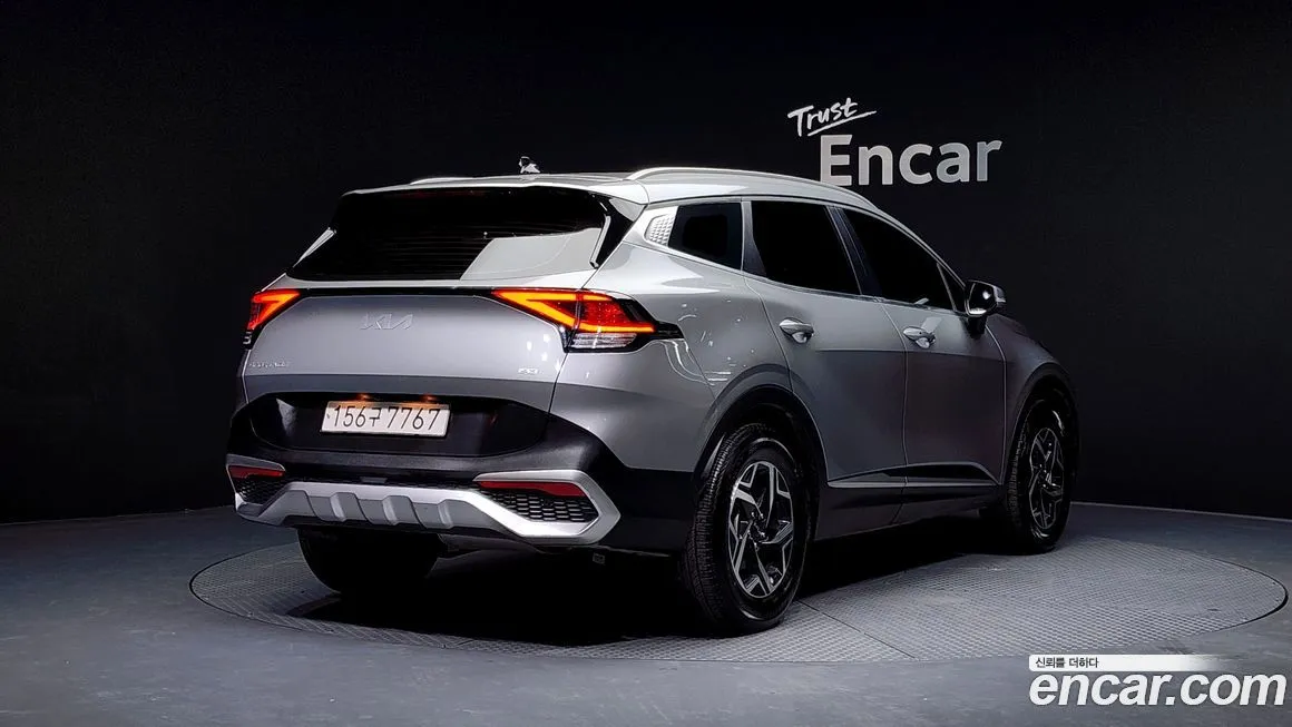 Kia Sportage — фото 10