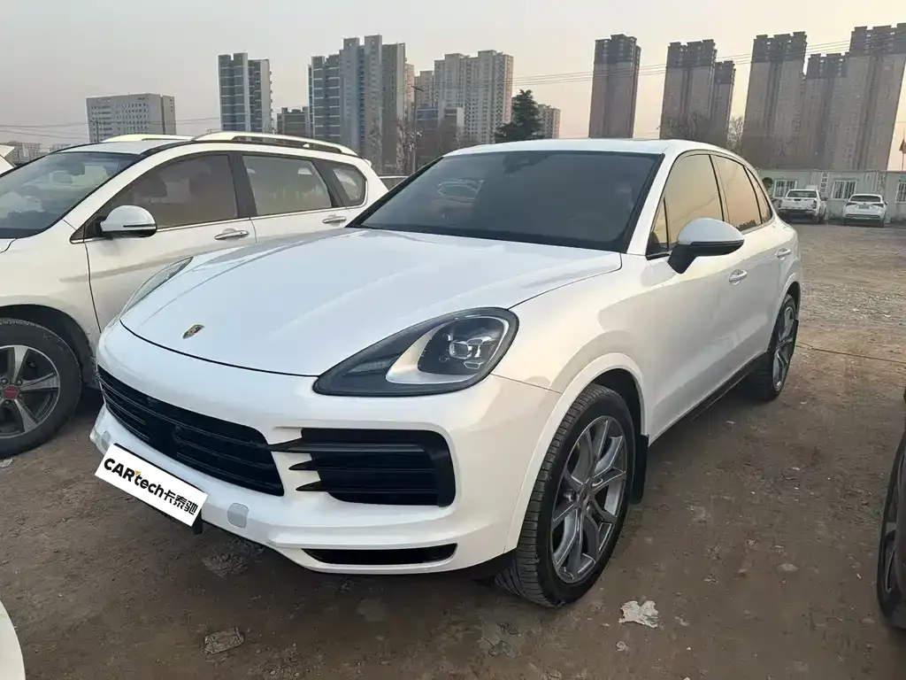 Porsche Cayenne Hybrid — фото 1