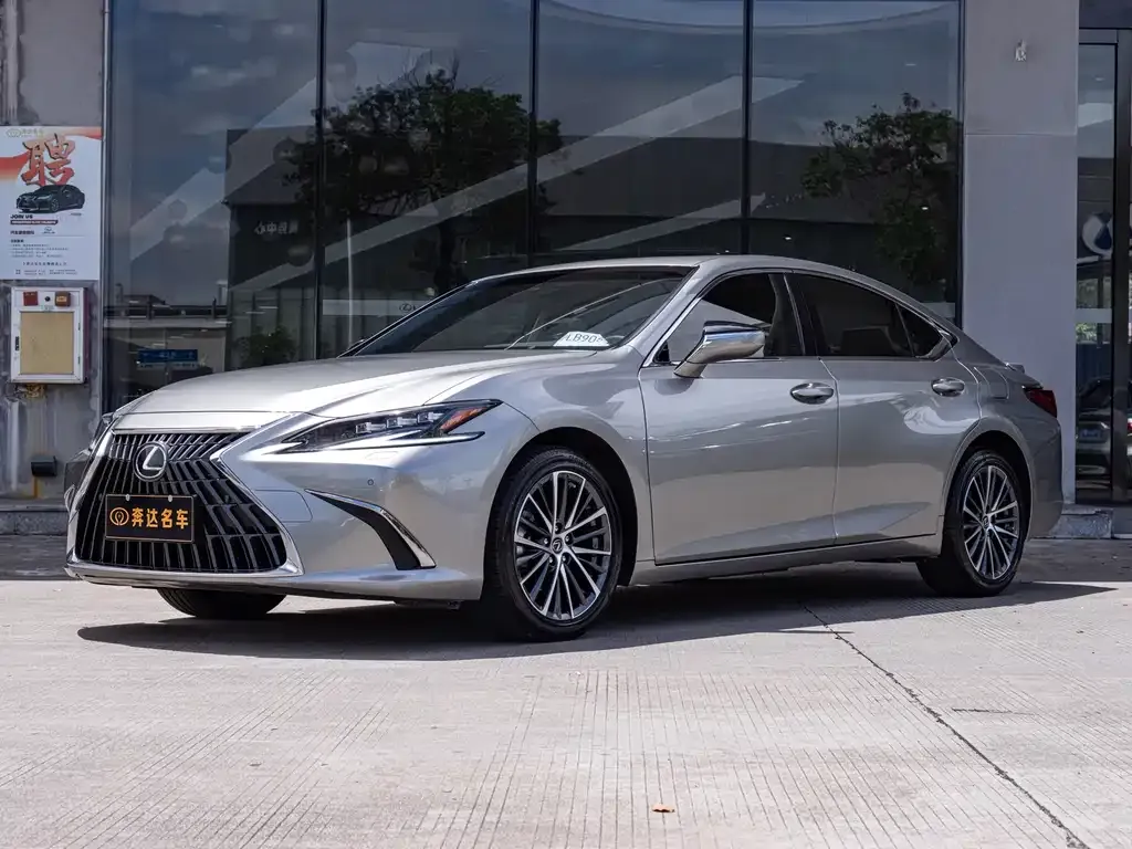 Lexus ES 2023 из CN, фото 1