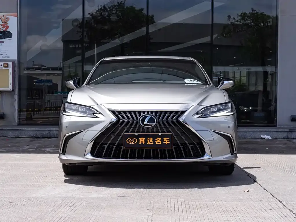 Lexus ES 2023 из CN, фото 6