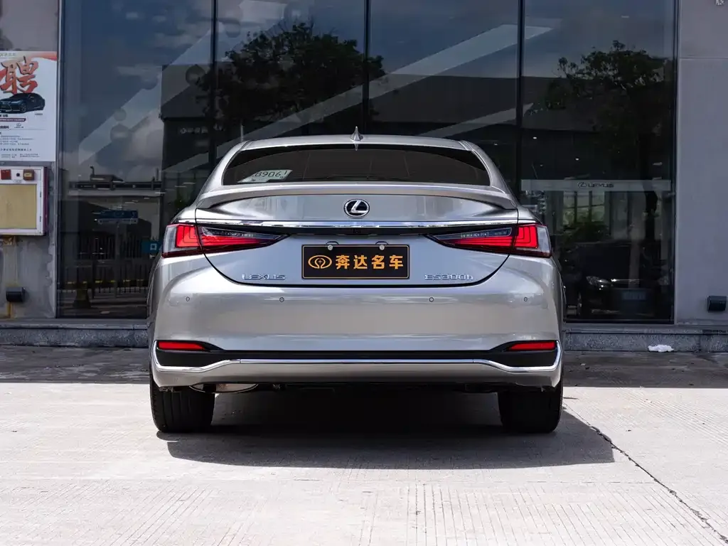 Lexus ES 2023 из CN, фото 7