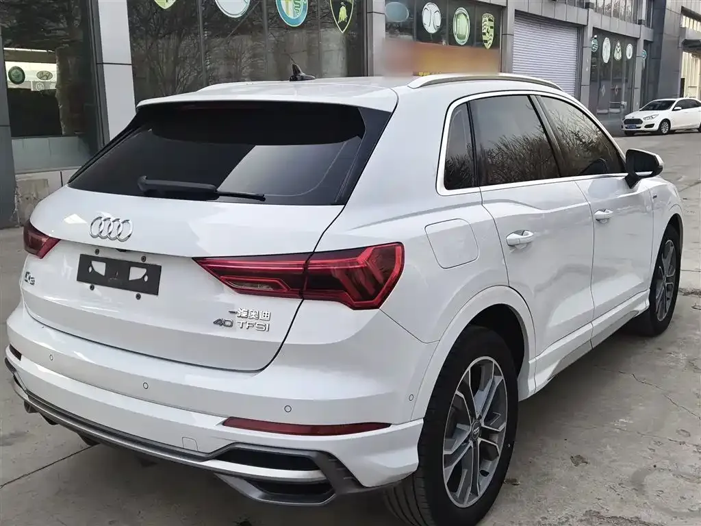 Audi Q3 2021 из CN, фото 9