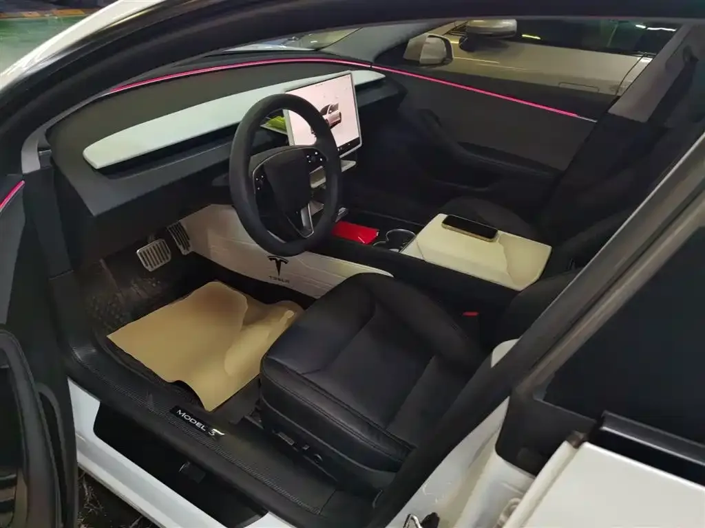Tesla Model 3 2024 из CN, фото 4