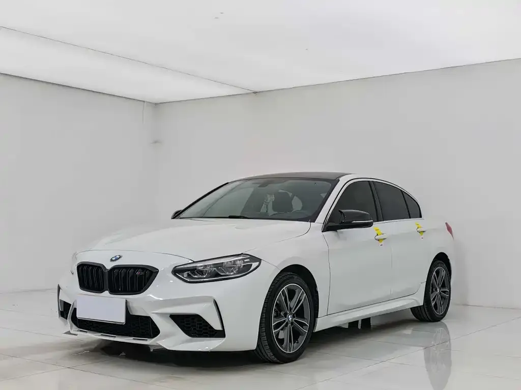 BMW 1 Series — фото 1