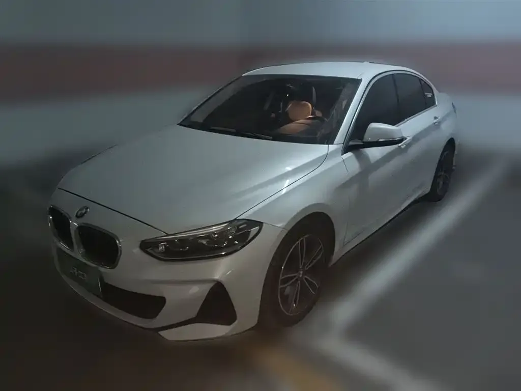 BMW 1 Series 2022 из CN, фото 2
