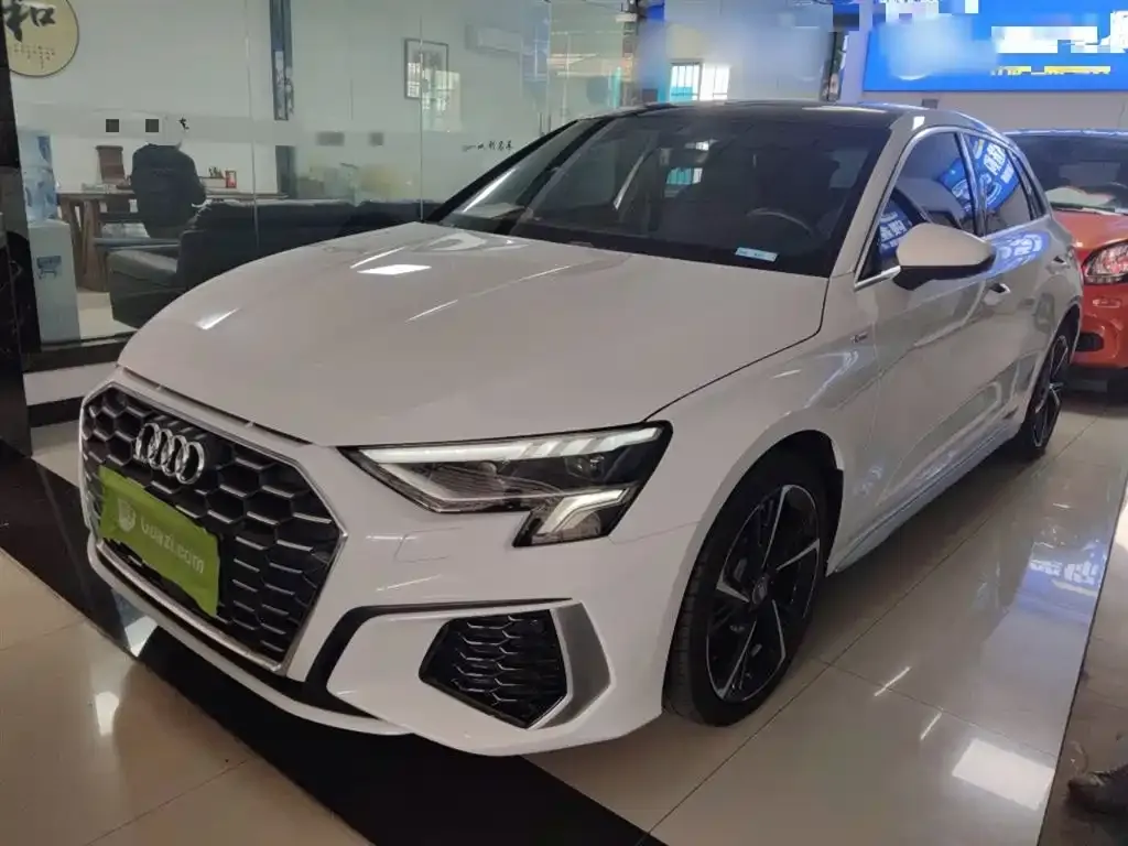 Audi A3 2021 из CN, фото 2