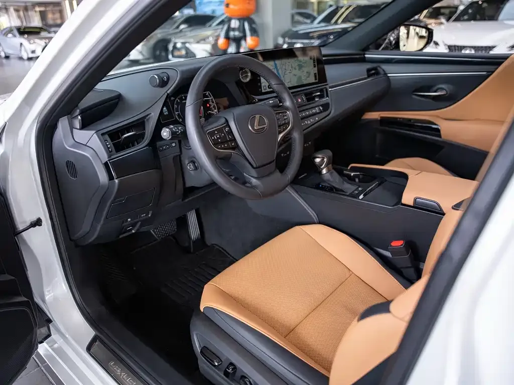 Lexus ES 2023 из CN, фото 4