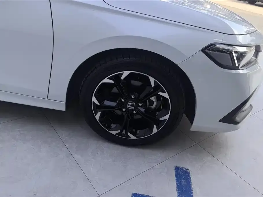 Honda Civic 2024 из CN, фото 4