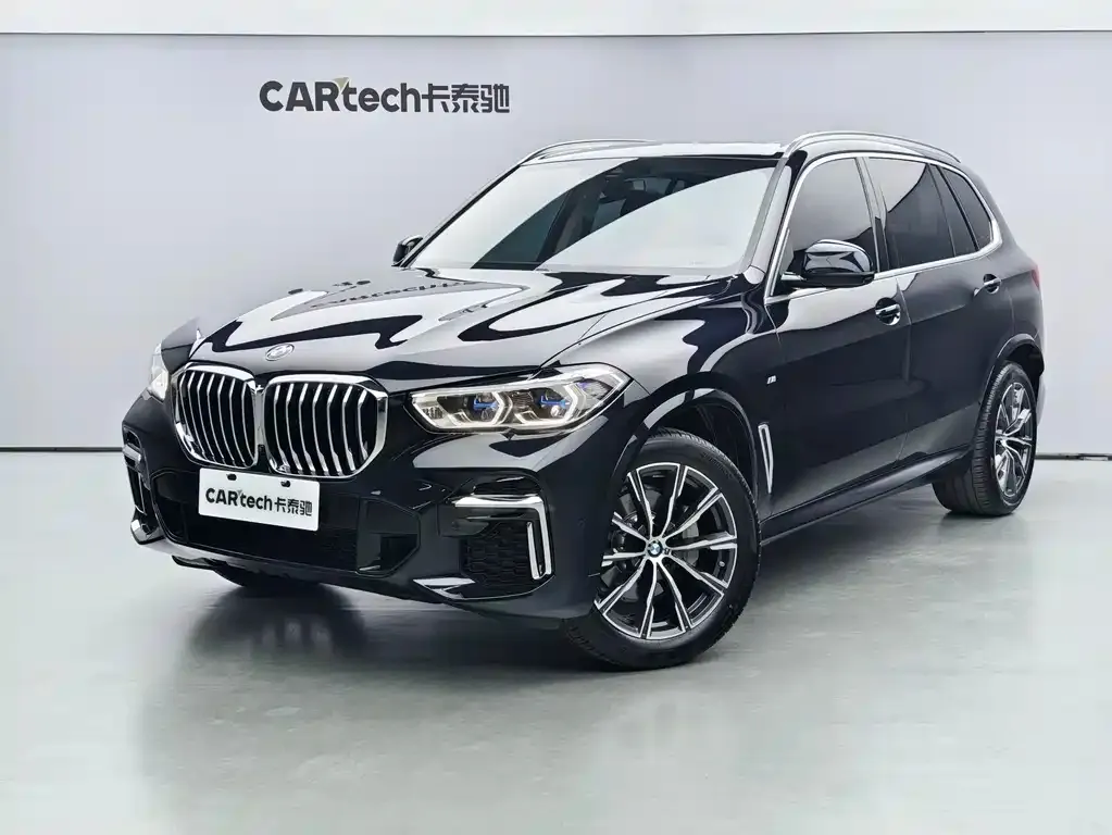 BMW X5 — фото 1