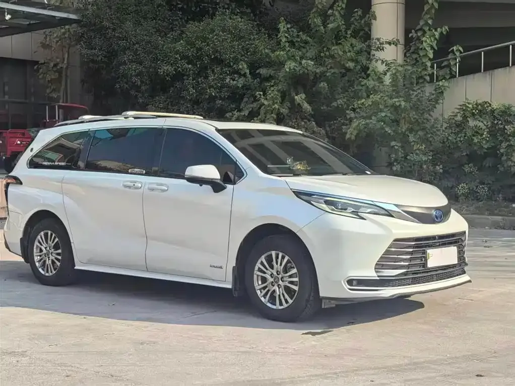 Toyota Sienna 2022 из CN, фото 10