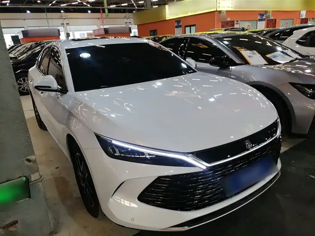 BYD Qin L — фото 4