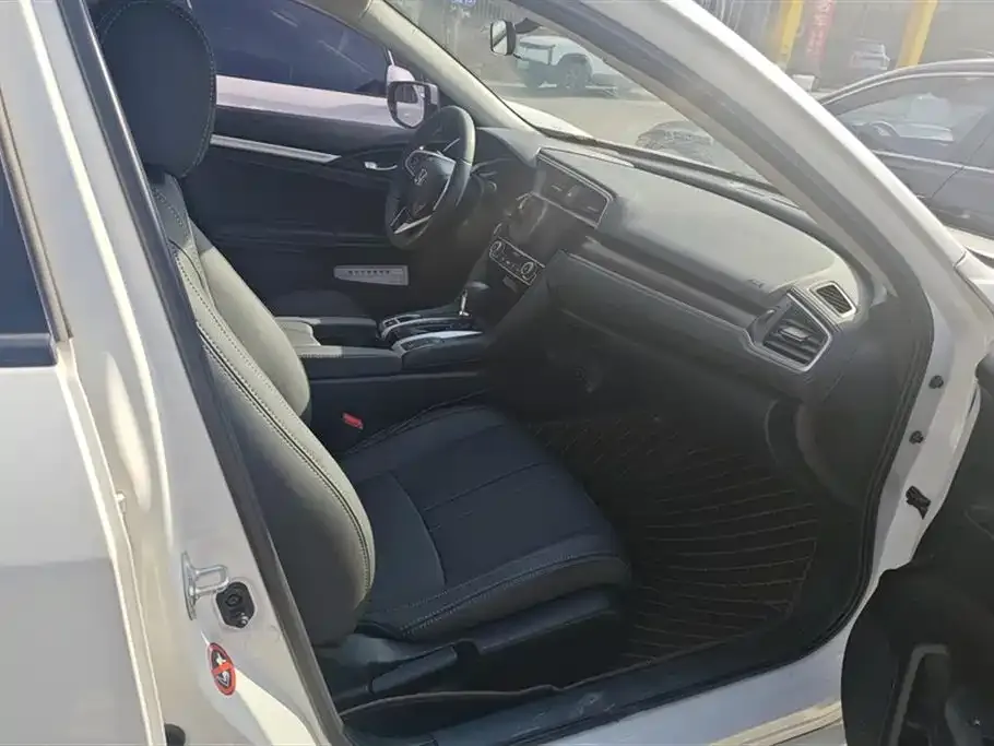 Honda Civic — фото 6