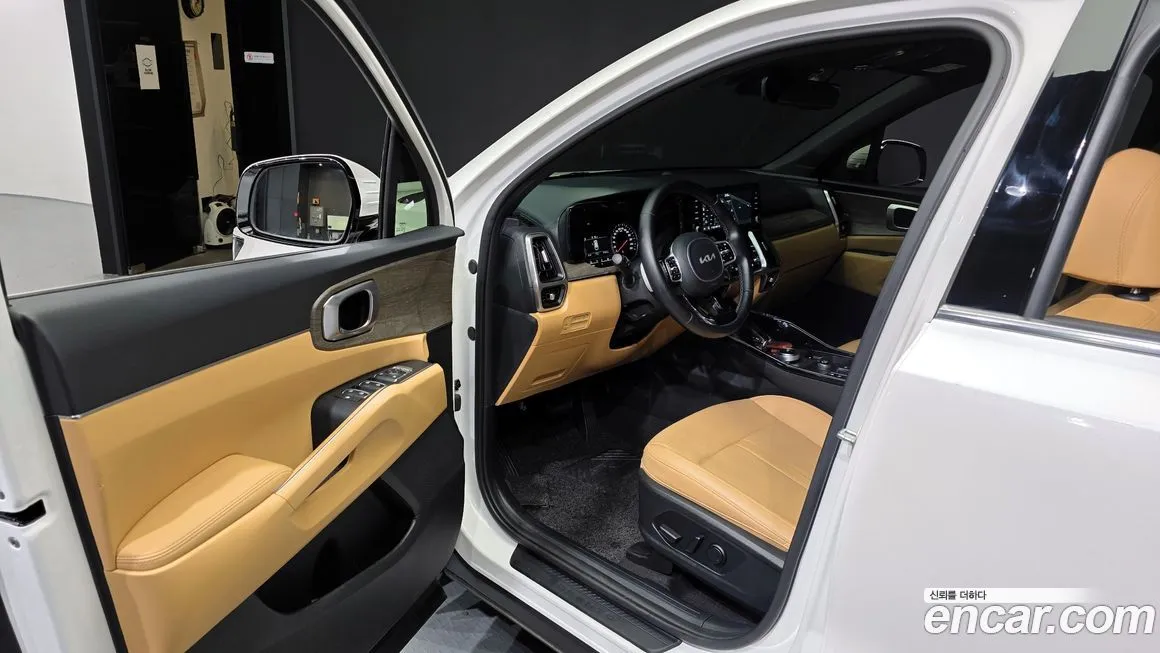 Kia Sorento — фото 10